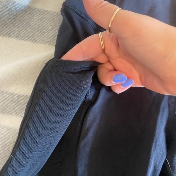 Cropped Lululemon Leggings - Picture 5 of 6